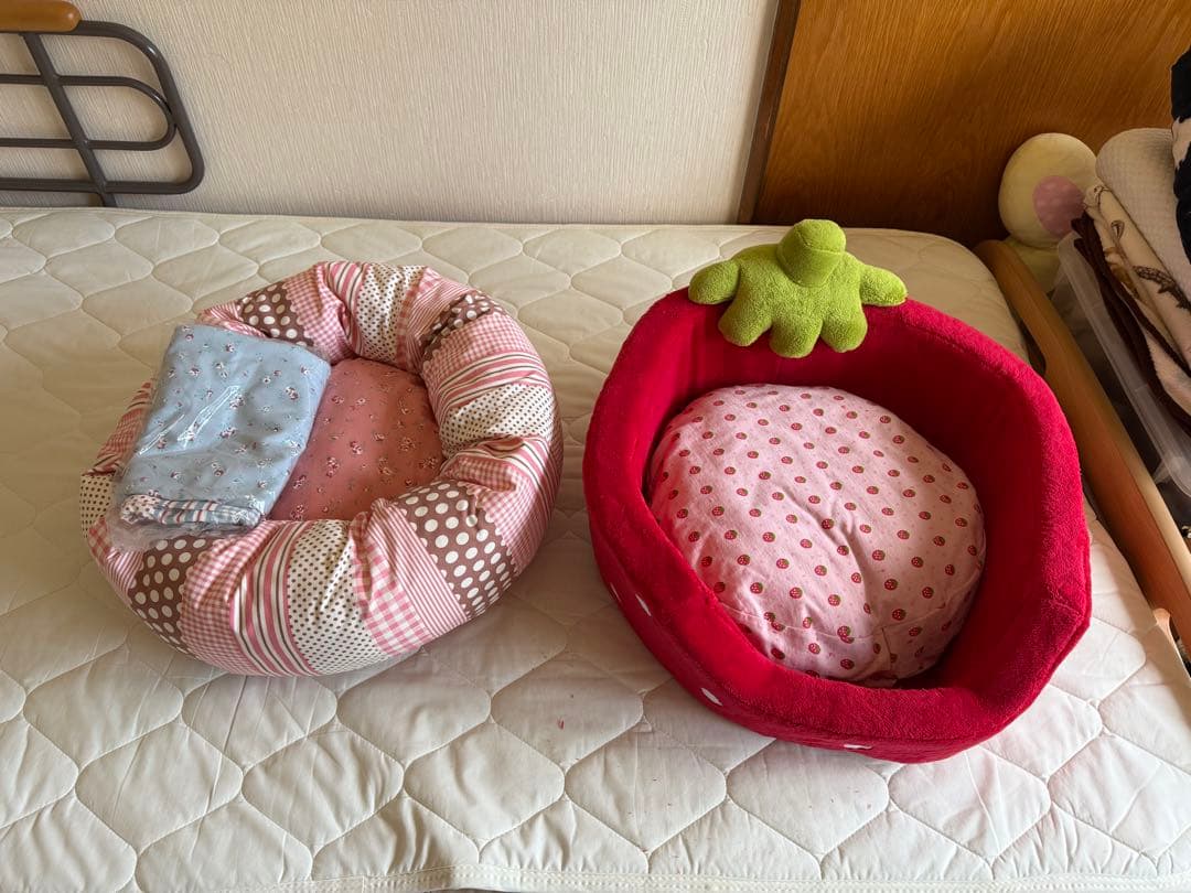 PETPARADISE イチゴ型ペットベッド、犬と生活ペットベッド&替え用カバー