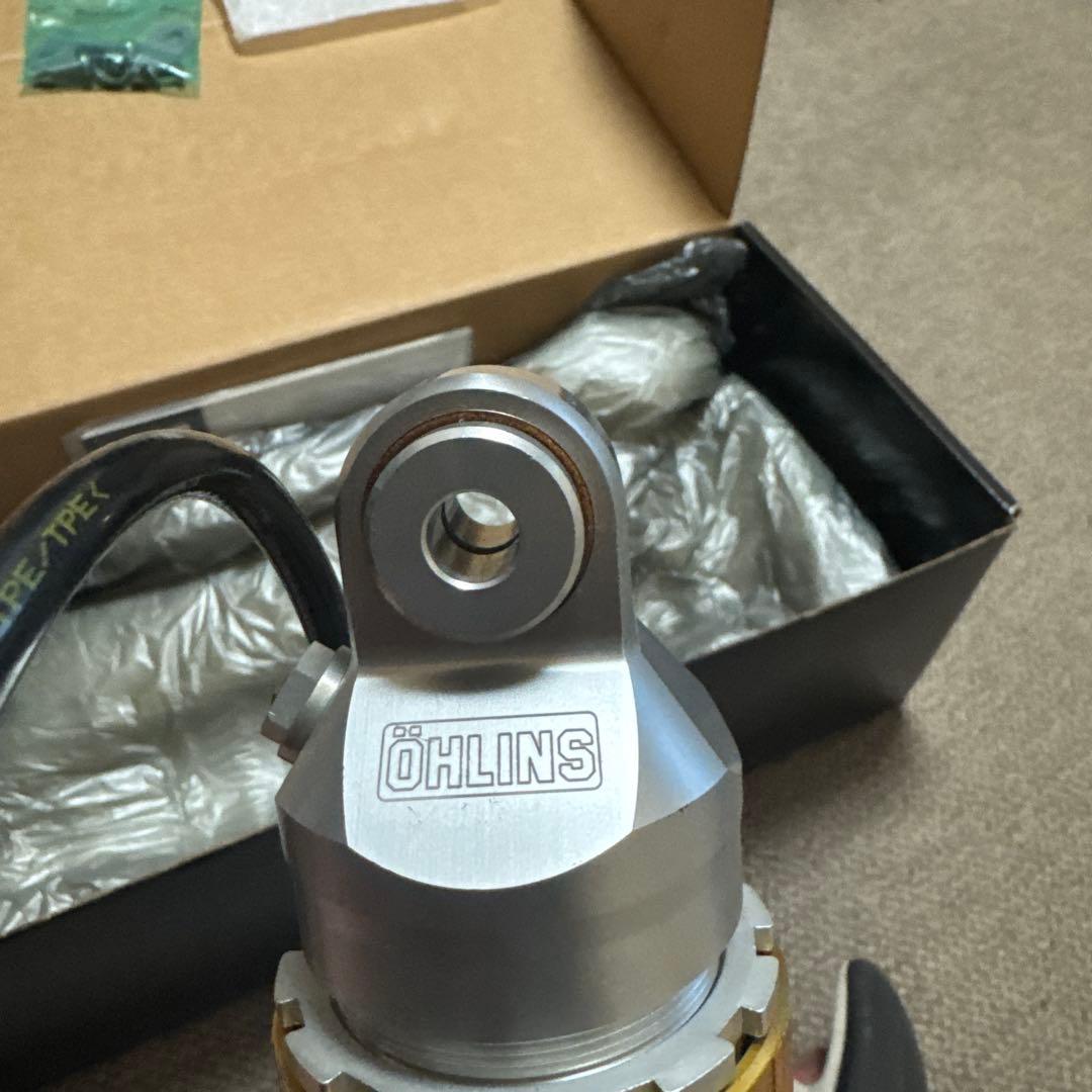 Z900RS Öhlinsオーリンズ KA 739 高性能サスペンション