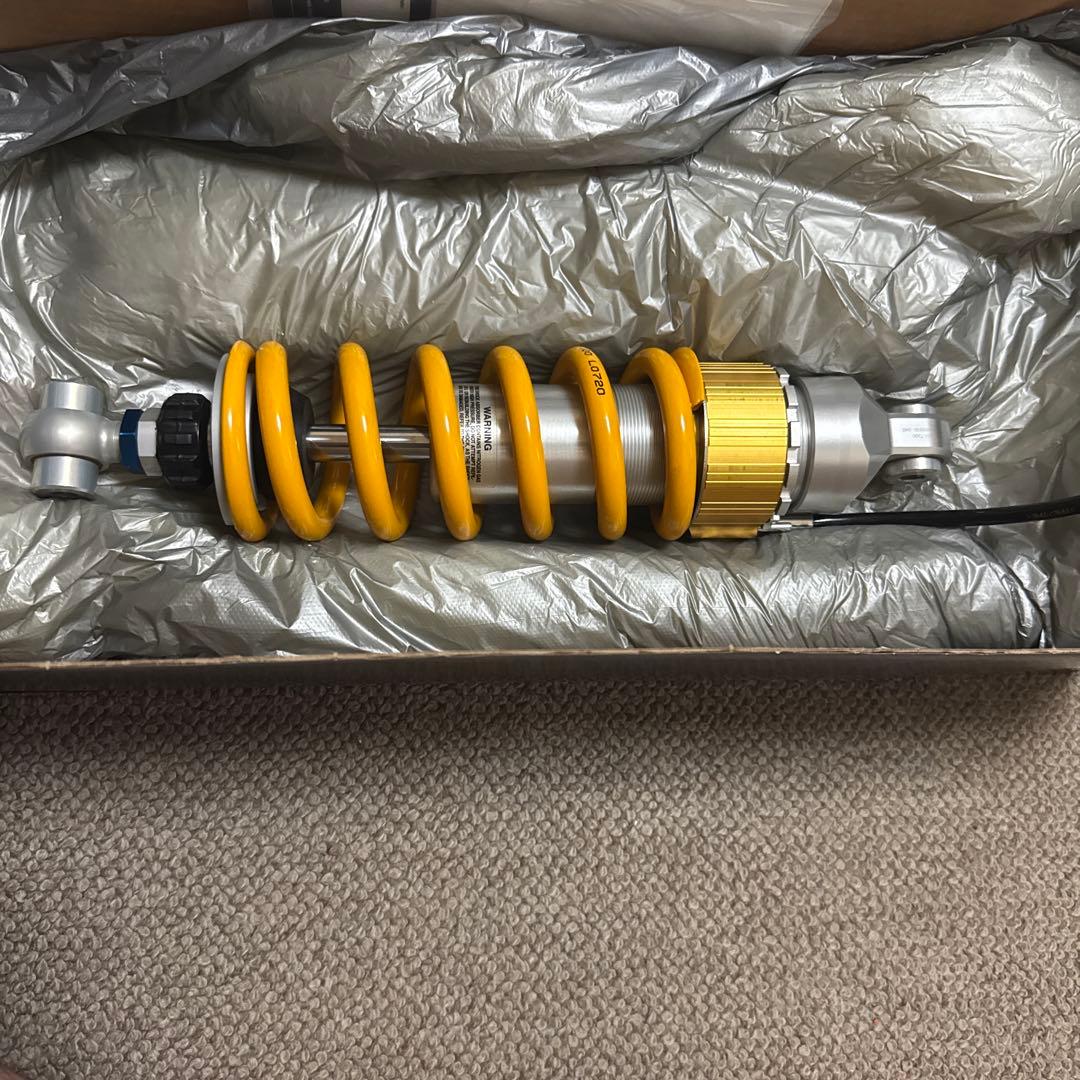 Z900RS Öhlinsオーリンズ KA 739 高性能サスペンション