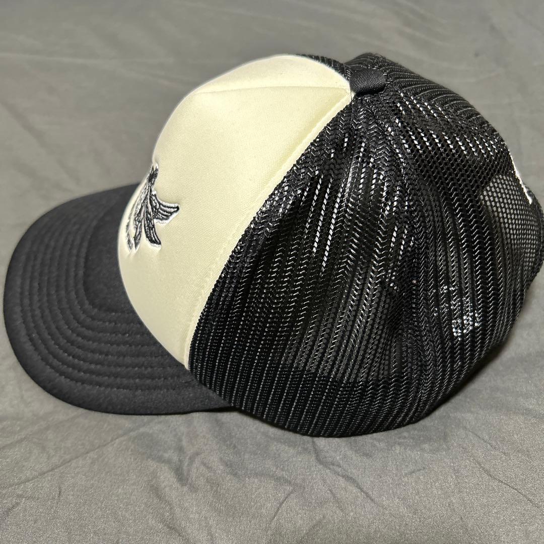 KITH トラッカーキャップ ホワイト/ブラック