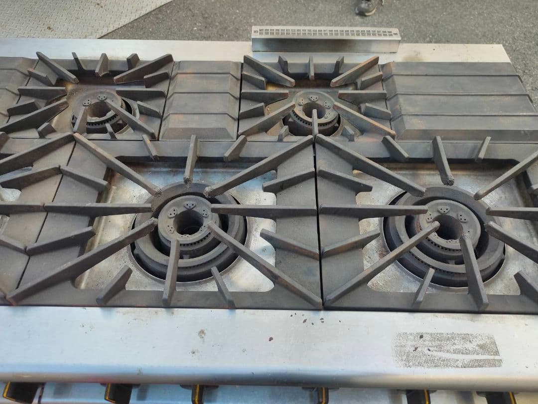 7口コンロ　オーブン