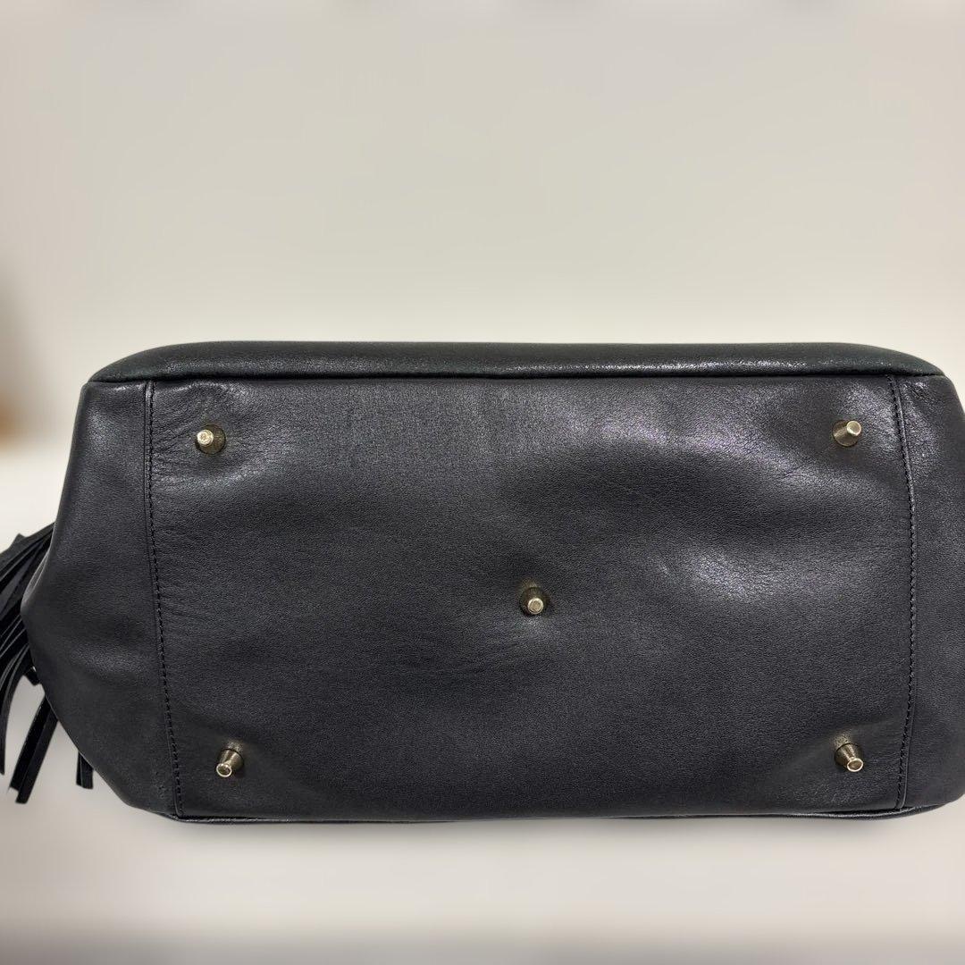 アニヤハインドマーチ　ショルダーバッグとショルダーストラップ