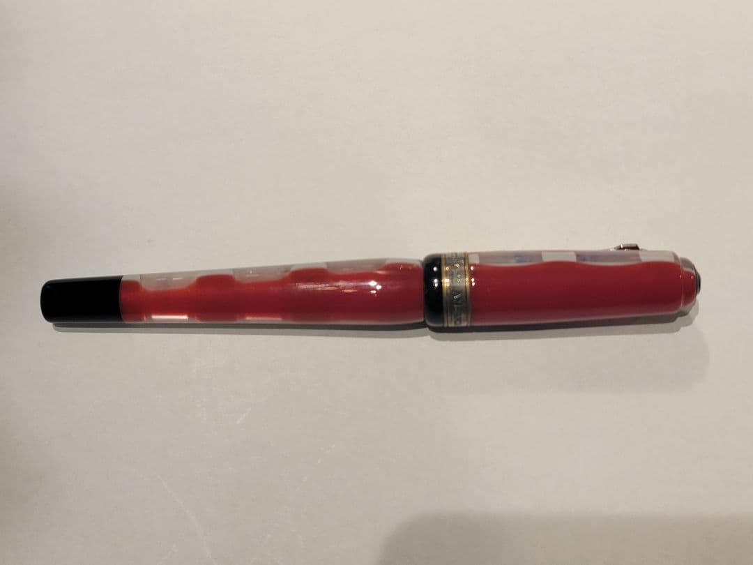 筆記具 MARLEN Continenti America Red M