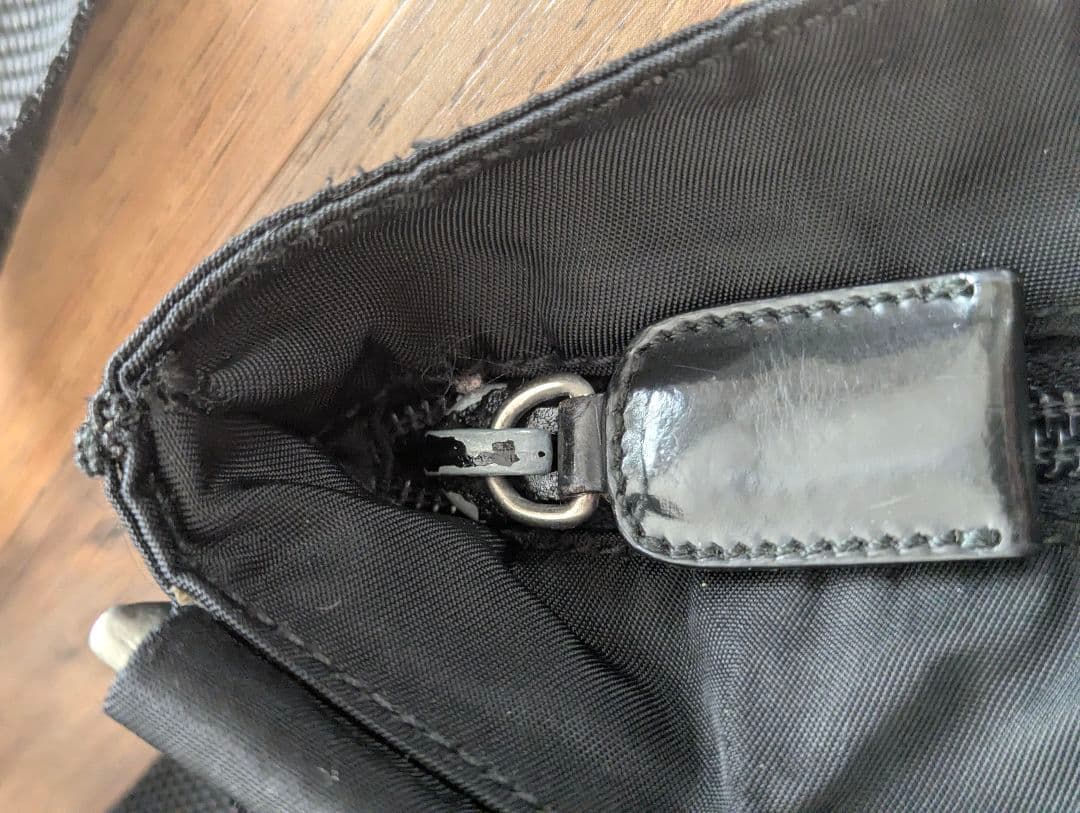 【正規品】PRADA プラダ ナイロン ショルダーバッグ 34白タグ有