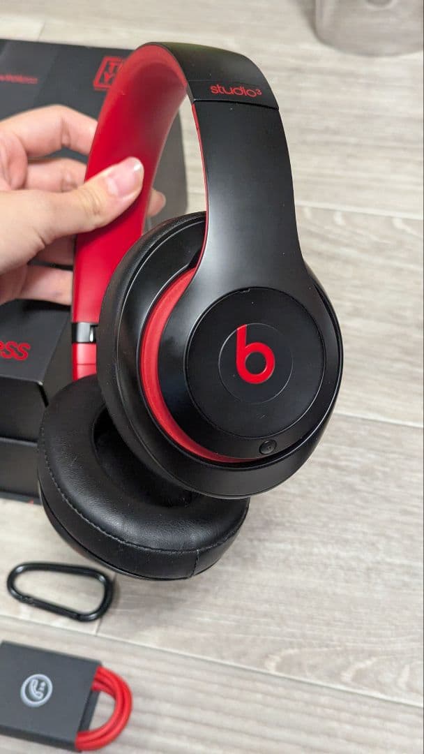 Beats Studio3 Wireless ブラック/レッド