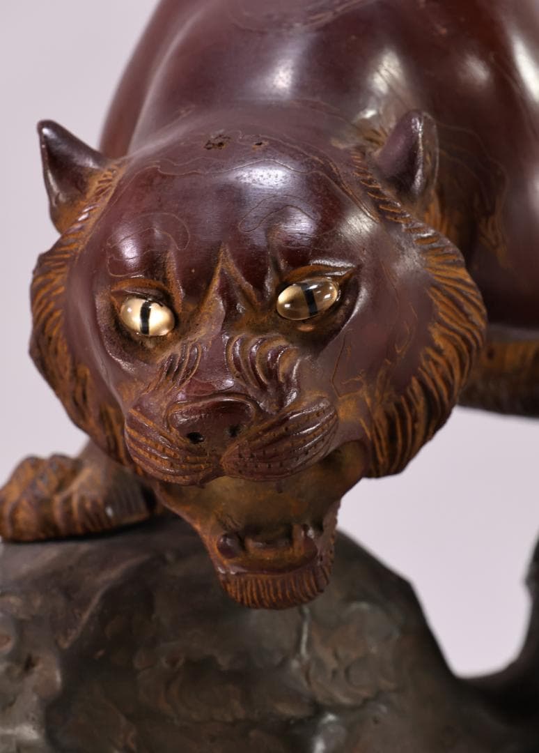 RITAO CHAN専用、時代銅製　春宗銘　鋳銅 「 竹虎 」 玉眼　BK72