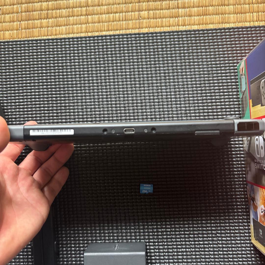 Nintendo Switch 本体 256GBメモリーカード付き