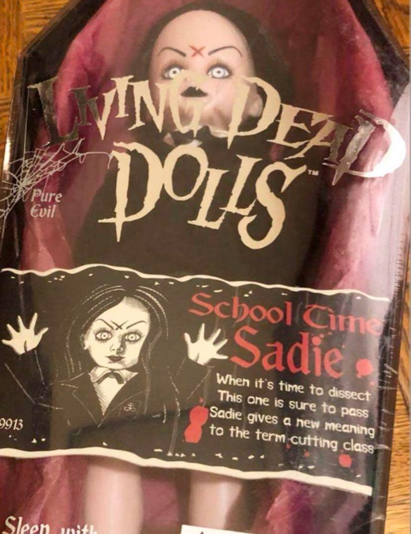 未開封 Living dead dolls School Time Sadie