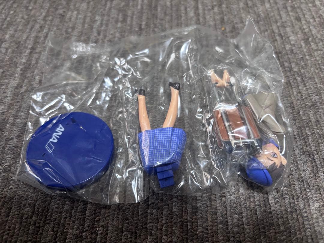 ANA ユニフォームコレクション　フィギュア12体セット　海洋堂