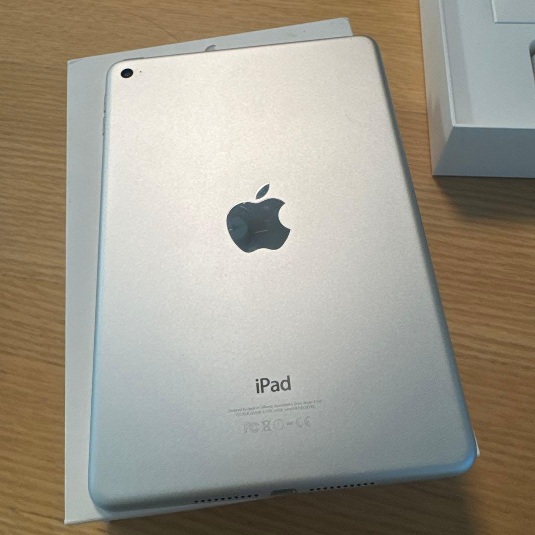 iPad mini4 128GB wifi silver 本体 充電器&箱付き