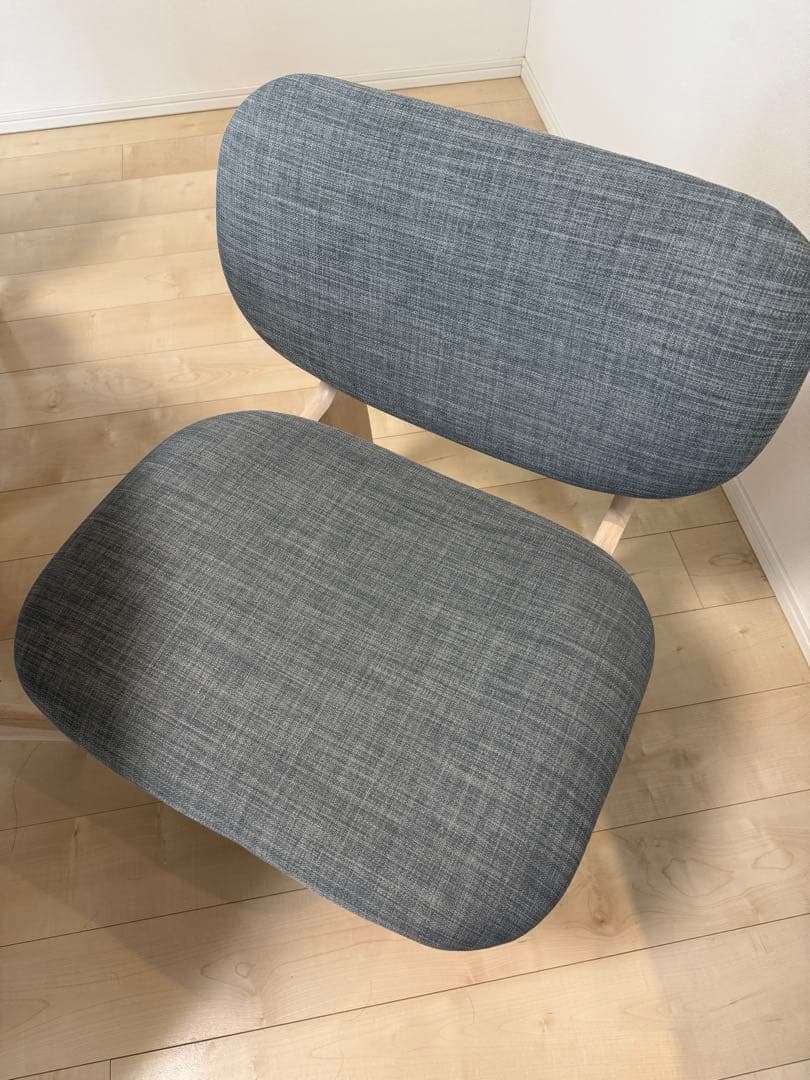 円形ダイニングテーブルと椅子4脚セット