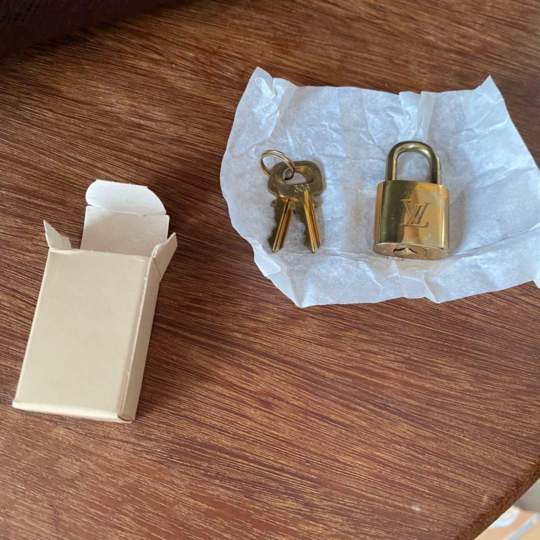 LOUIS VUITTON　ケンダルGM　ボストンバッグ　タイガ/アカジュー