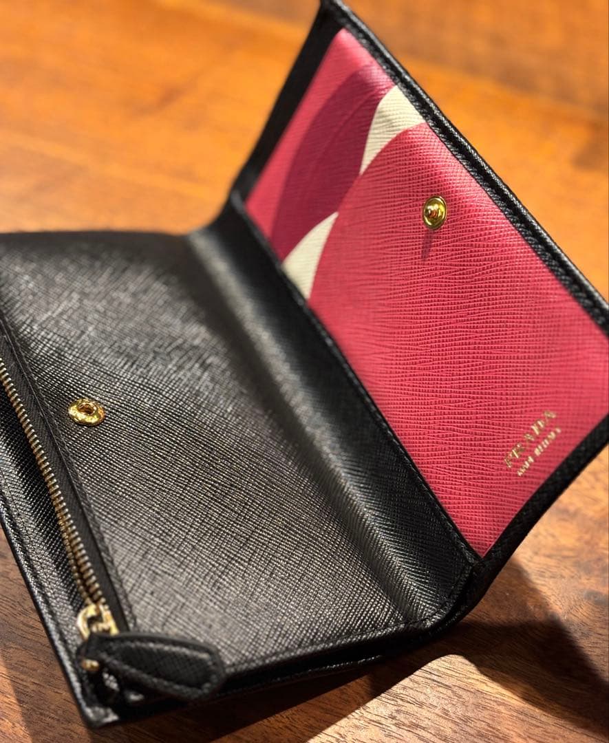 【1/4のみ値下げ】PRADA 財布 サフィアーノ ブラック/ピンク