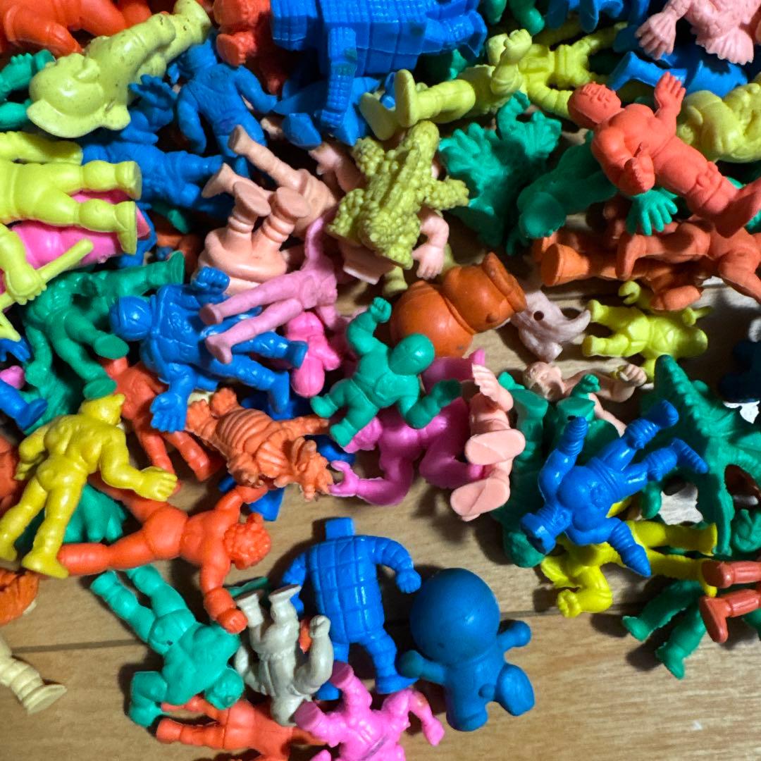 多色プラスチックフィギュアセット 約450個まとめ売り