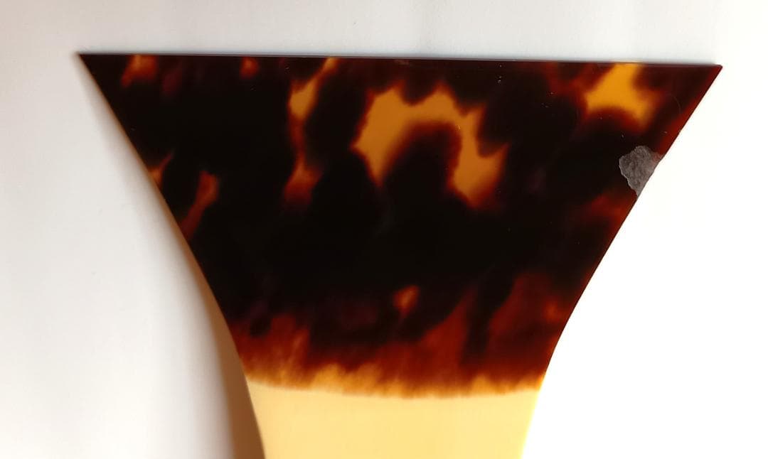 三味線　バチ　撥　べっこう　和楽器　美品（鼈甲の一部に虫食いあり）