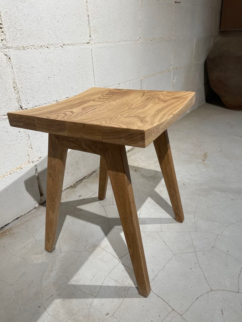 リフレッシュタイプチェア　ロータイプ　オーク無垢材　ウチダ