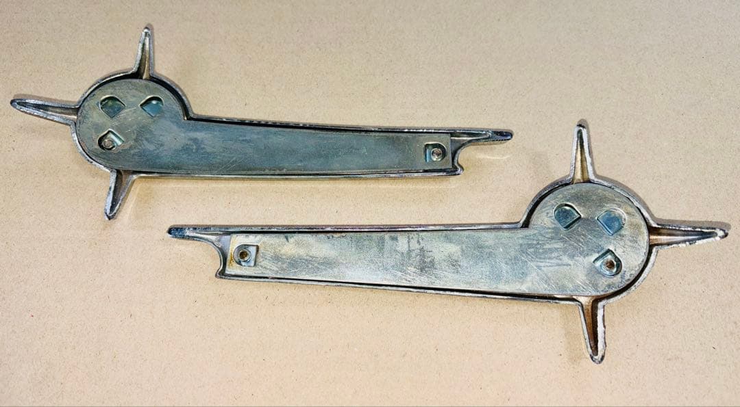 HARLEY-DAVIDSON タンクエンブレム 左右セット