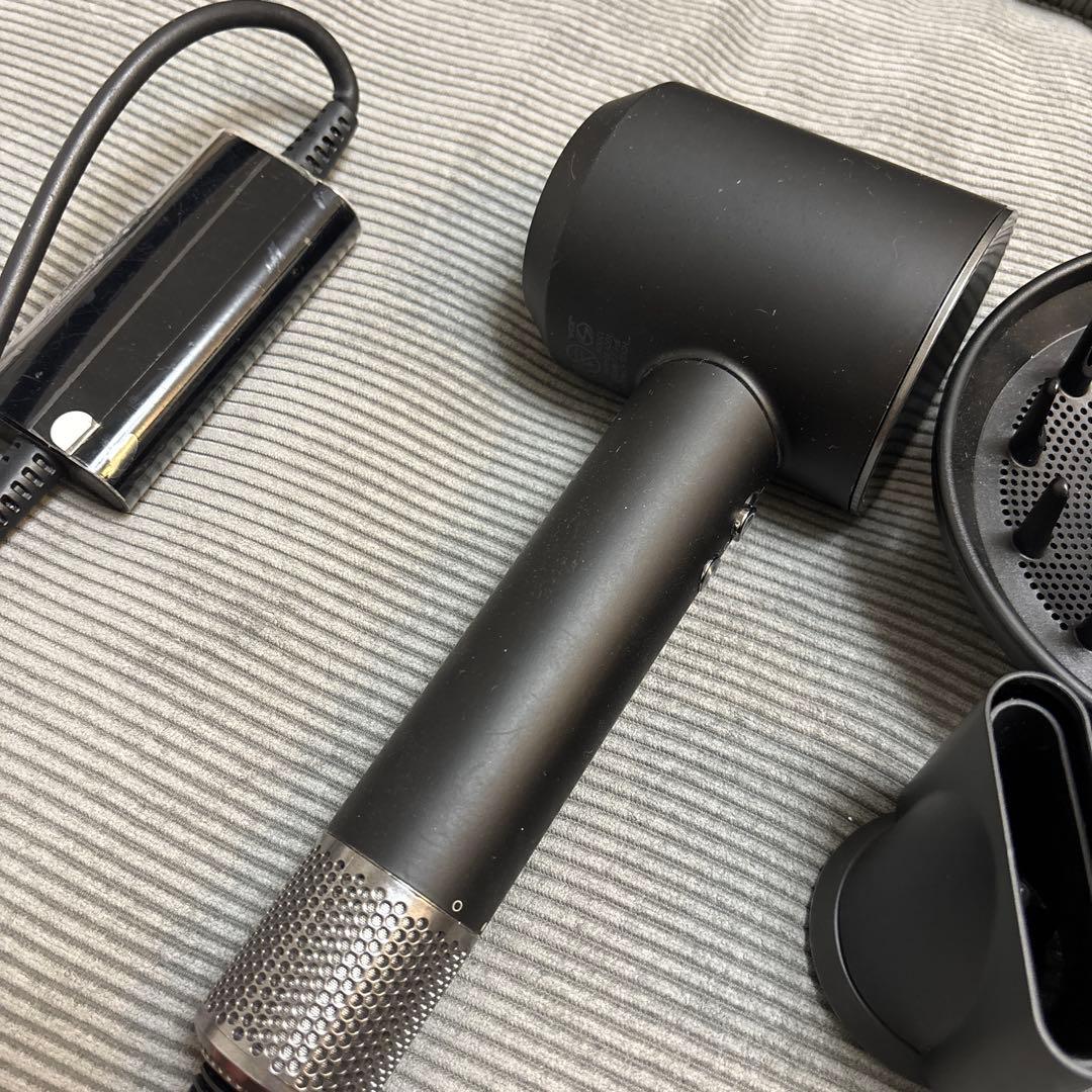 dyson ドライヤー ブラック