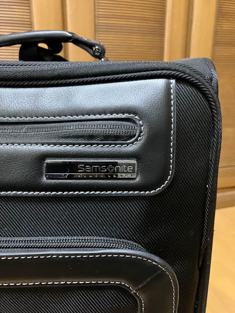 サムソナイト　Samsoniteソフトキャリーブラック旅行カバンスーツケースM