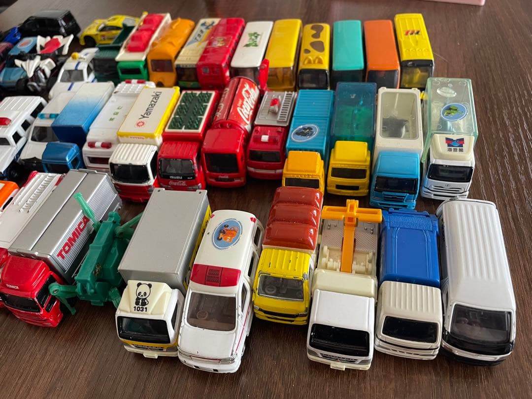 トミカミニカー50台超セットまとめ売り♪