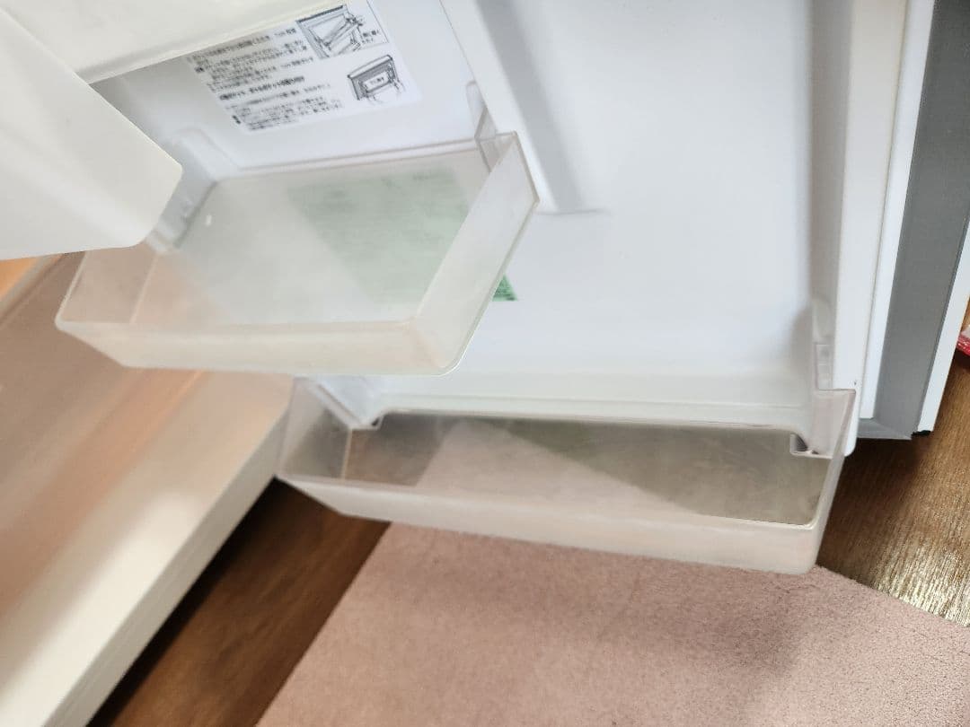 Hisense 冷蔵庫 ホワイト中古美品 ※発送は10月30日か31日