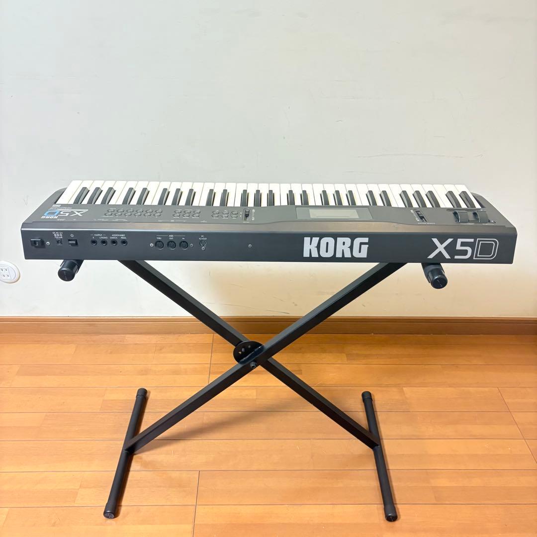 【音出し確認済み・送料込み】KORG コルグ 61鍵　シンセサイザー X5D