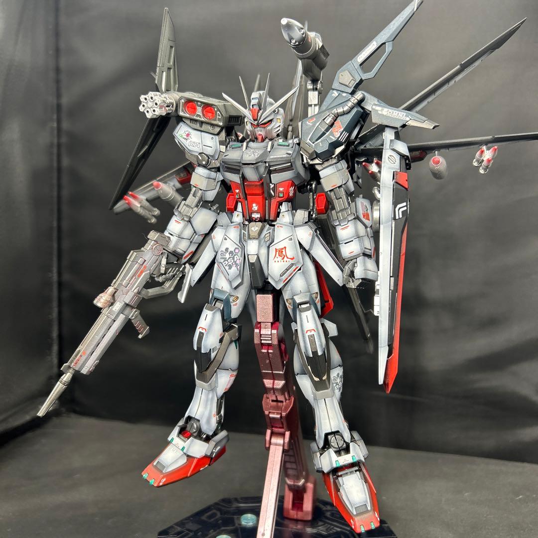 ガンプラ　塗装済み完成品