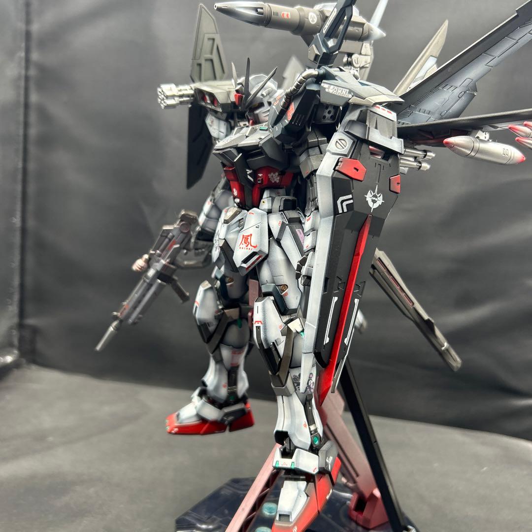 ガンプラ　塗装済み完成品