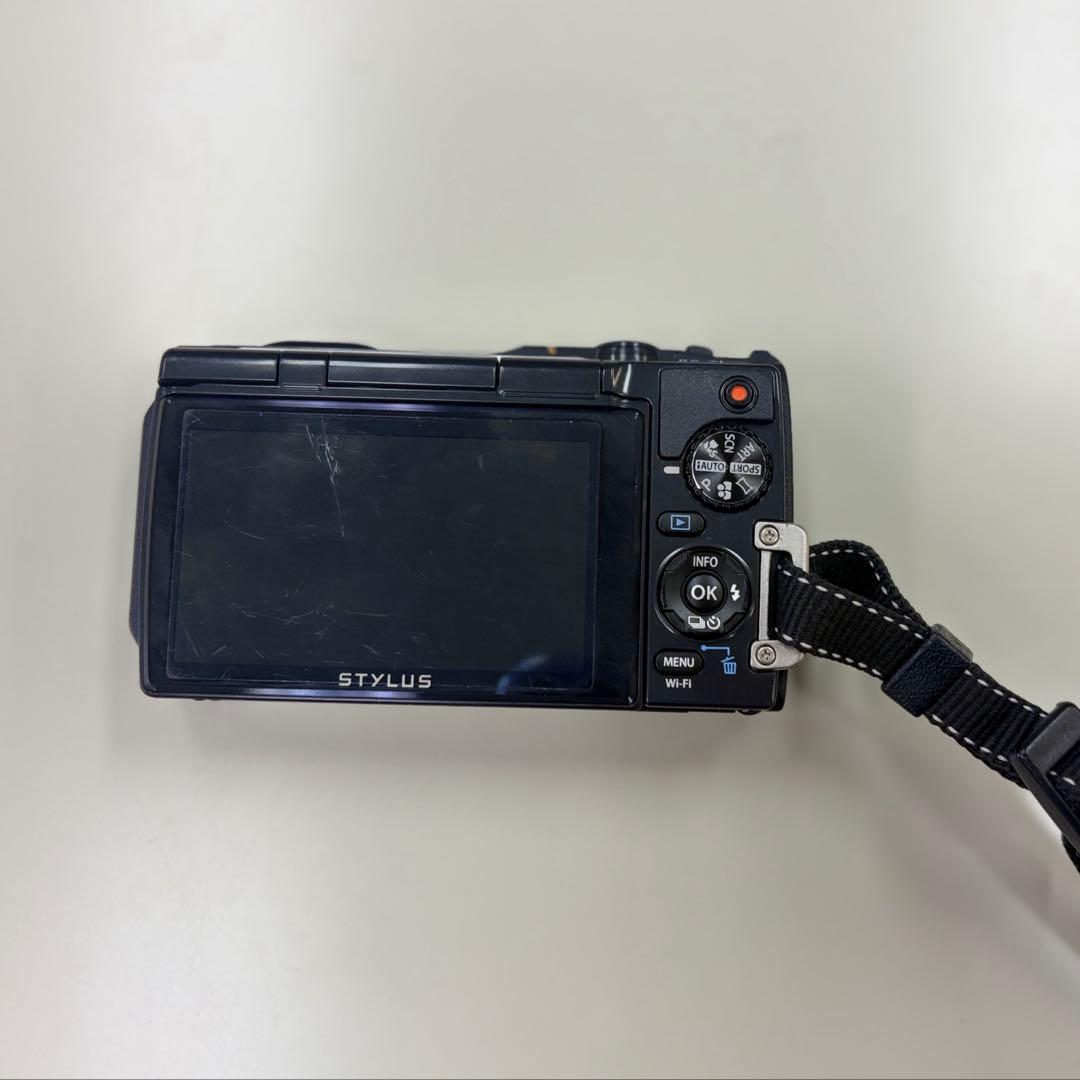 OLYMPUS オリンパス TG TG-870 WHITE