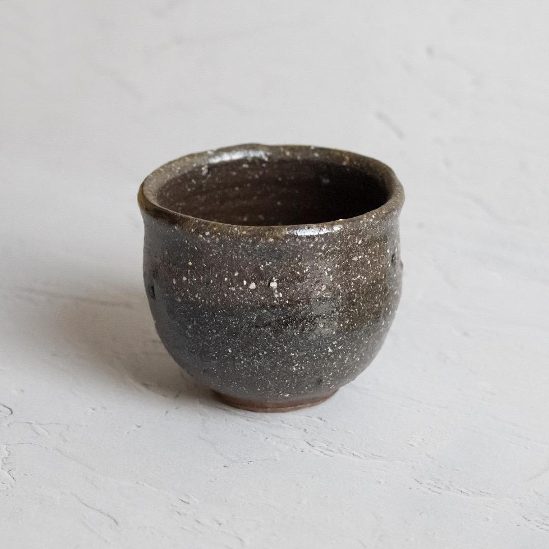 常滑焼 人間国宝 三代目 山田常山 造 ぐい呑み 箱付き｜骨董 アンティーク