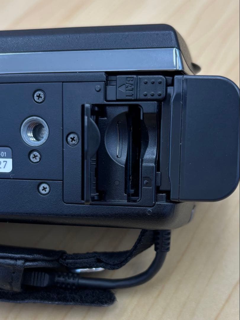 Sony HANDYCAM HDR-PJ590 プロジェクター内蔵 ブラック