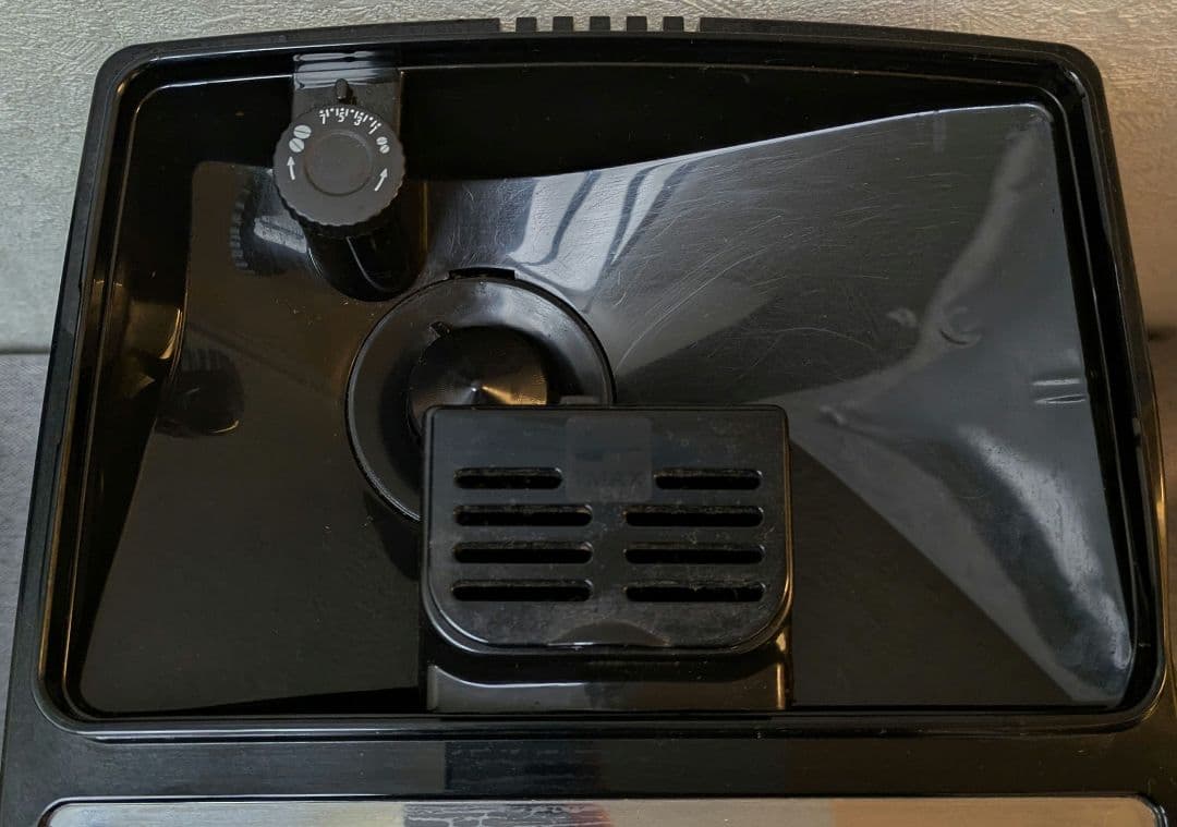 DeLonghi Magnifica S 全自動コーヒーマシン