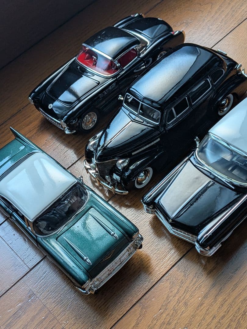 ミニカー4台セット アメ車 CHEVROLET CADILLAC