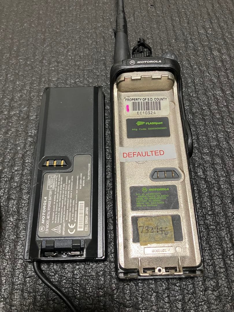 Motorola xts3000 車載電源