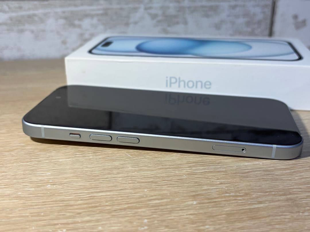 iPhone15 128GB SIMロックなし