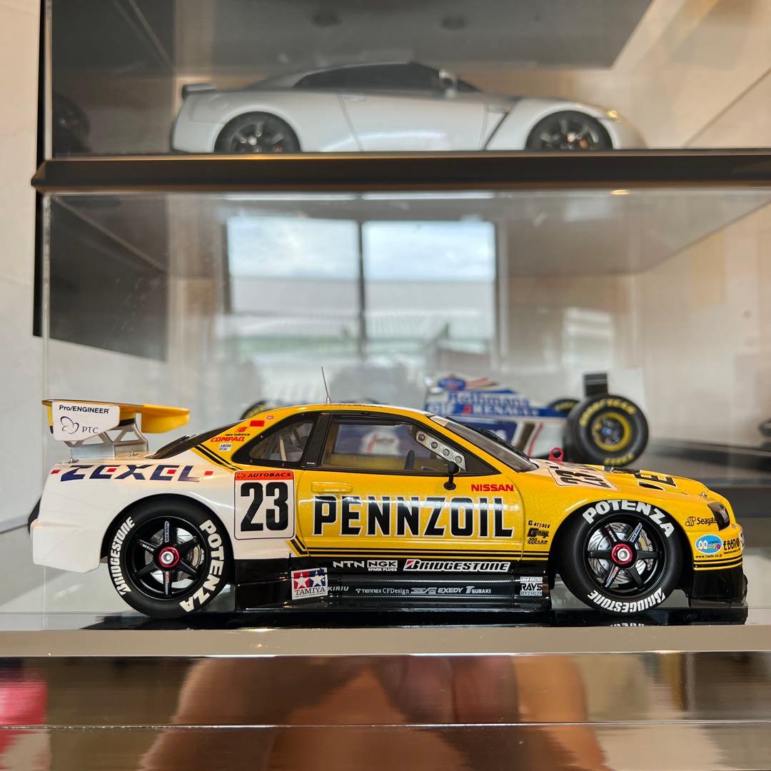 オートアート製2001年JGTC日産R34GTRペンズオイルゼクセル