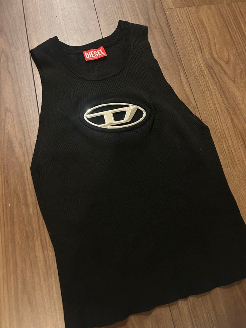 ディーゼル　ロゴ　タンクトップ　ノースリーブ