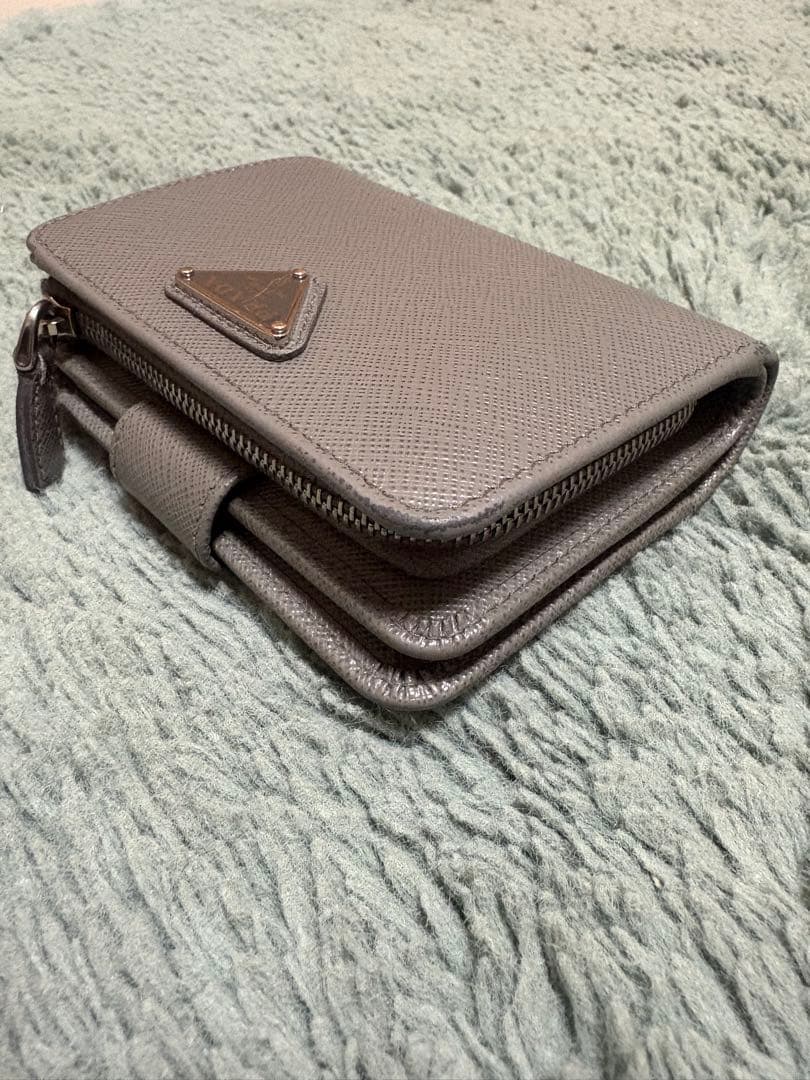 タイムセール❣️PRADA プラダ 二つ折財布 現行1ML018 MARMOグレー