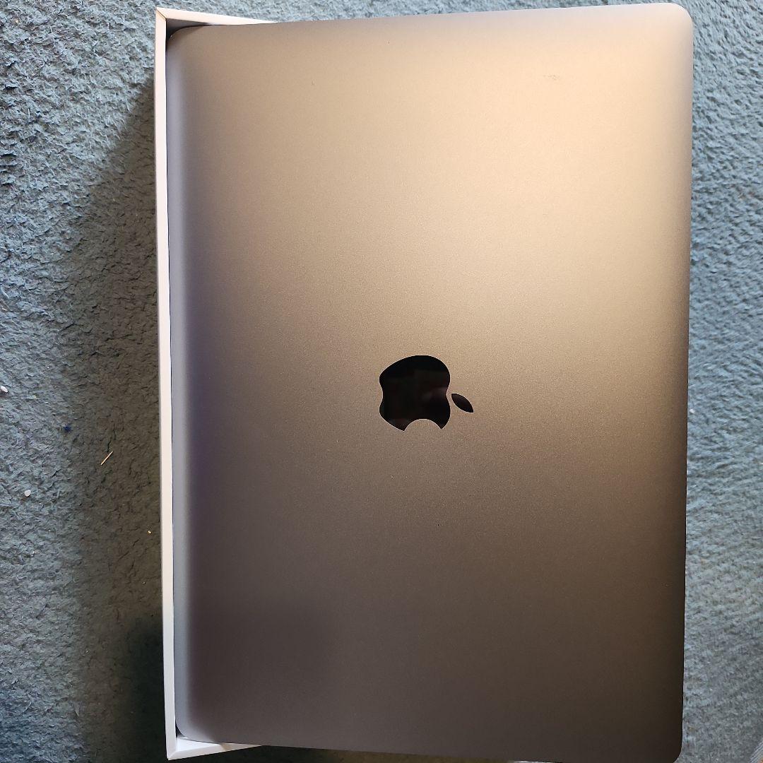 Apple MacBook シルバー 本体のみ
