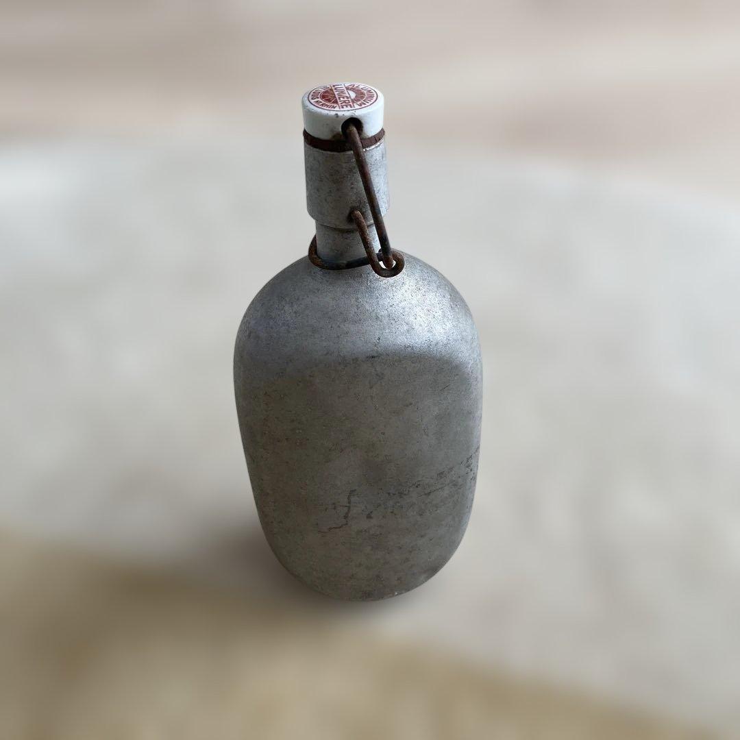 フランス　アンティーク　水筒　ヴィンテージ金属ボトル