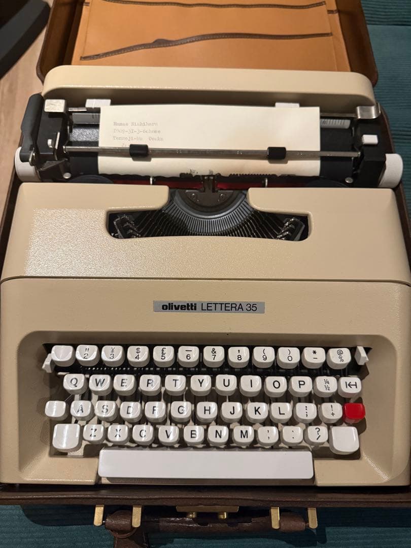 GUCCI 鞄　タイプライターケース