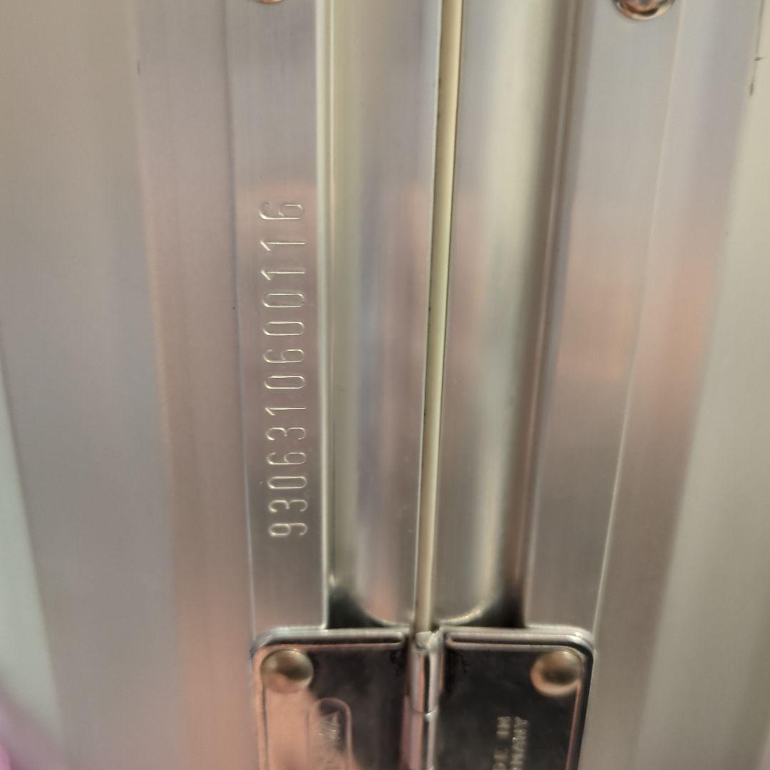 リモワ トパーズ 2輪 アルミ スーツケース