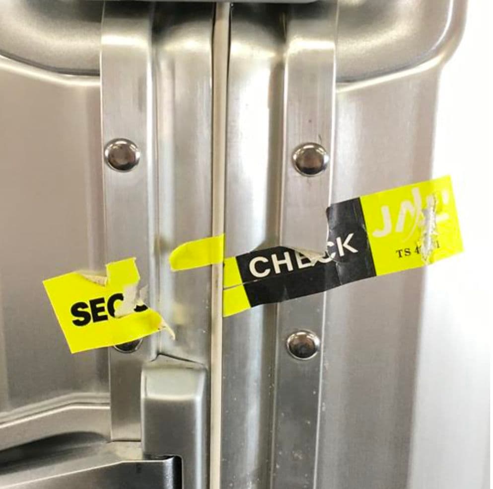 リモワ トパーズ 2輪 アルミ スーツケース