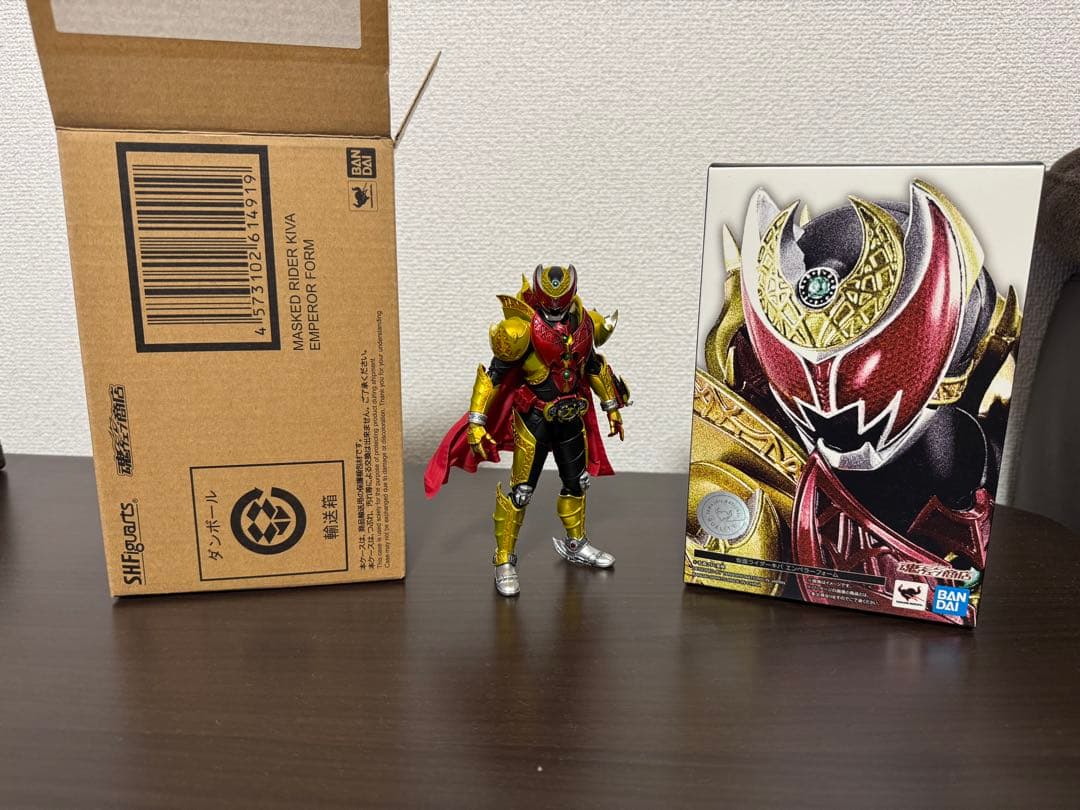 【真骨彫製法】仮面ライダーキバ　エンペラーフォーム