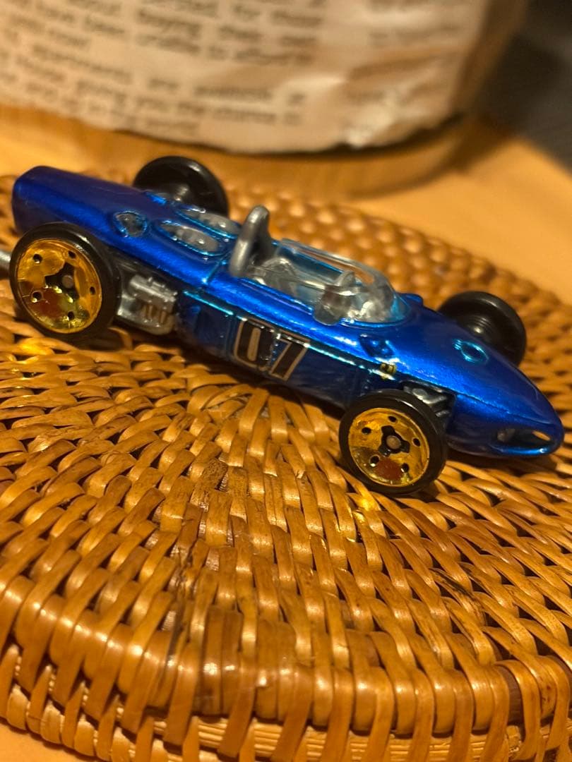 2000年モナコグランプリで買ったアルミニウムのフェラーリMattelミニチュア