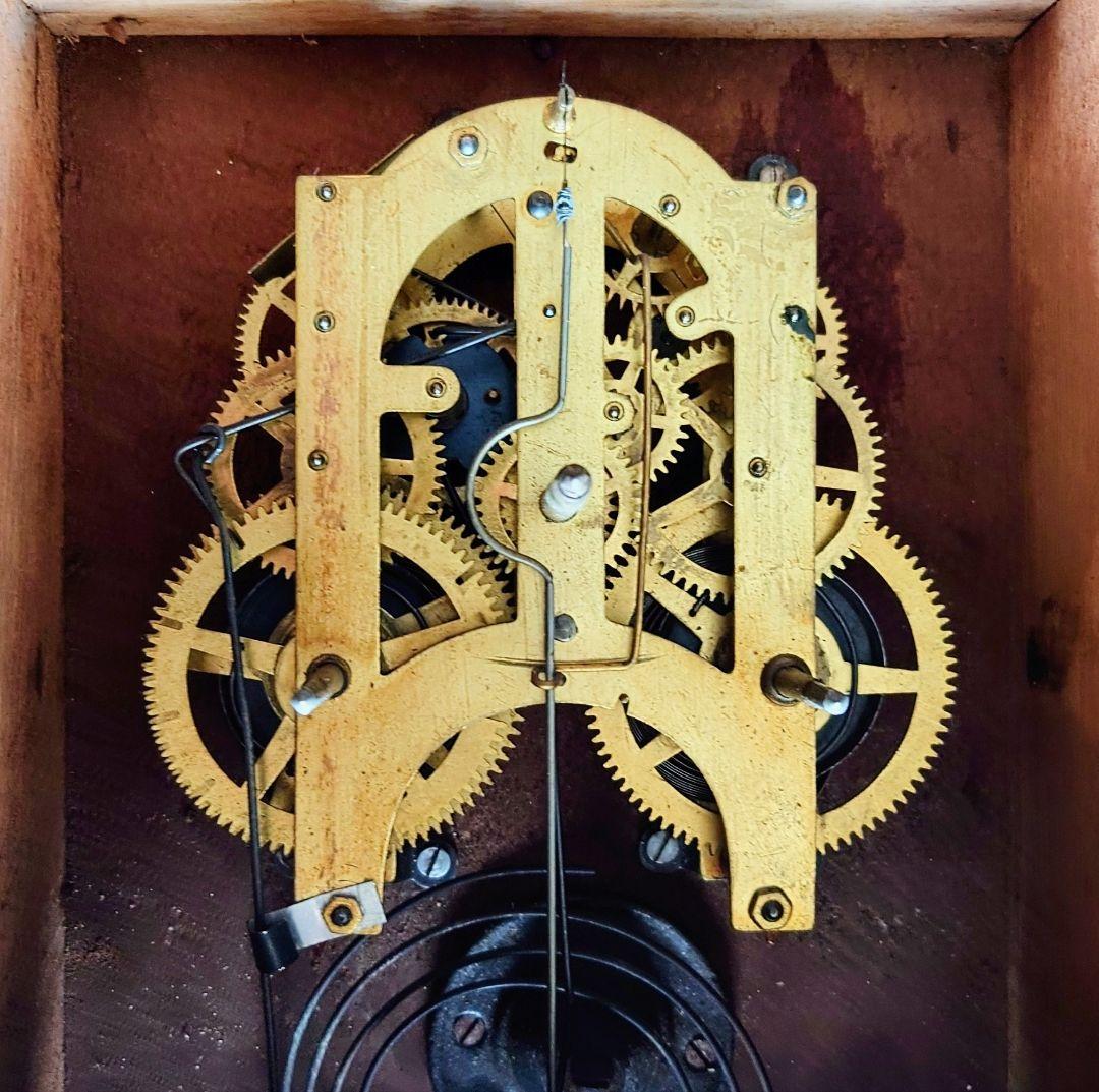 〈稼働・美品〉横浜エムズイ商会　鎌倉彫り装飾ひまわり型ゼンマイ振り子時計　古時計