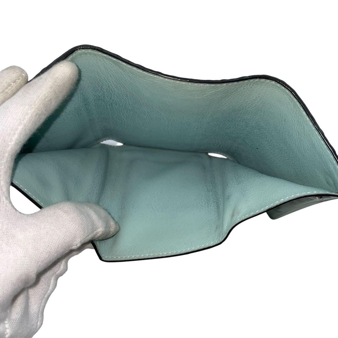 【微美品】LOEWE ロエベ　折り財布　アナグラム　総柄　水色　レザー