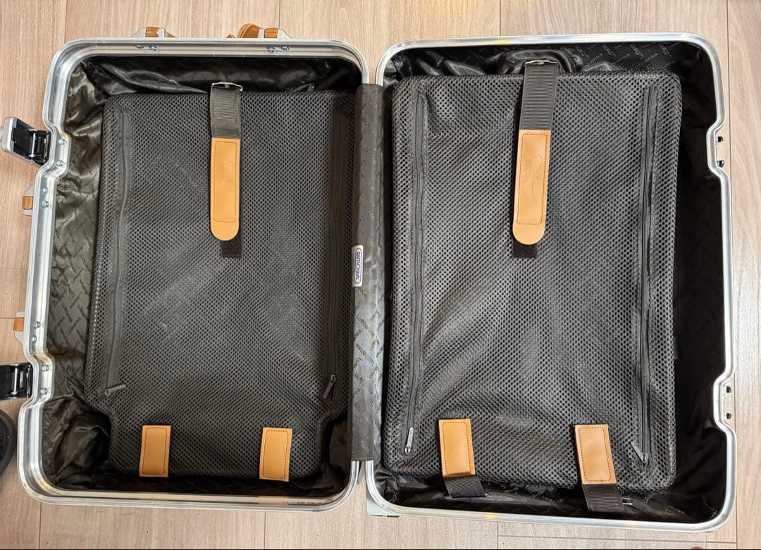 超美品 リモワ RIMOWA ルフトハンザ 限定 32L 2輪