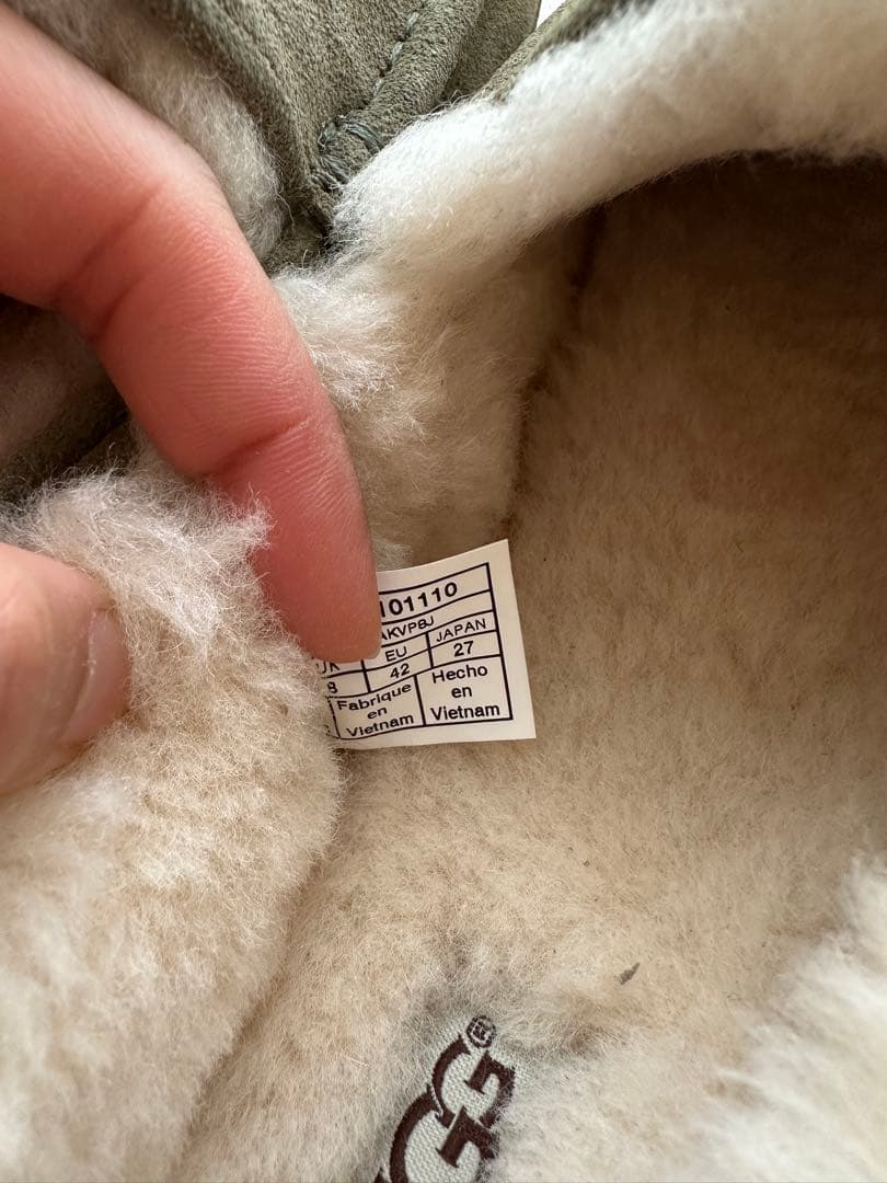 【年末セール中‼️】着用一度のみ UGG モカシン 27cm