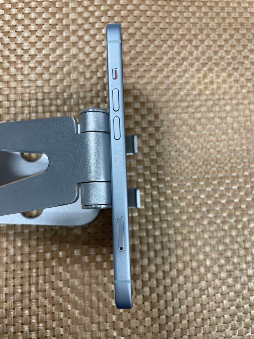 iPhone 15 128 GB ブルーSIMフリー【8979】